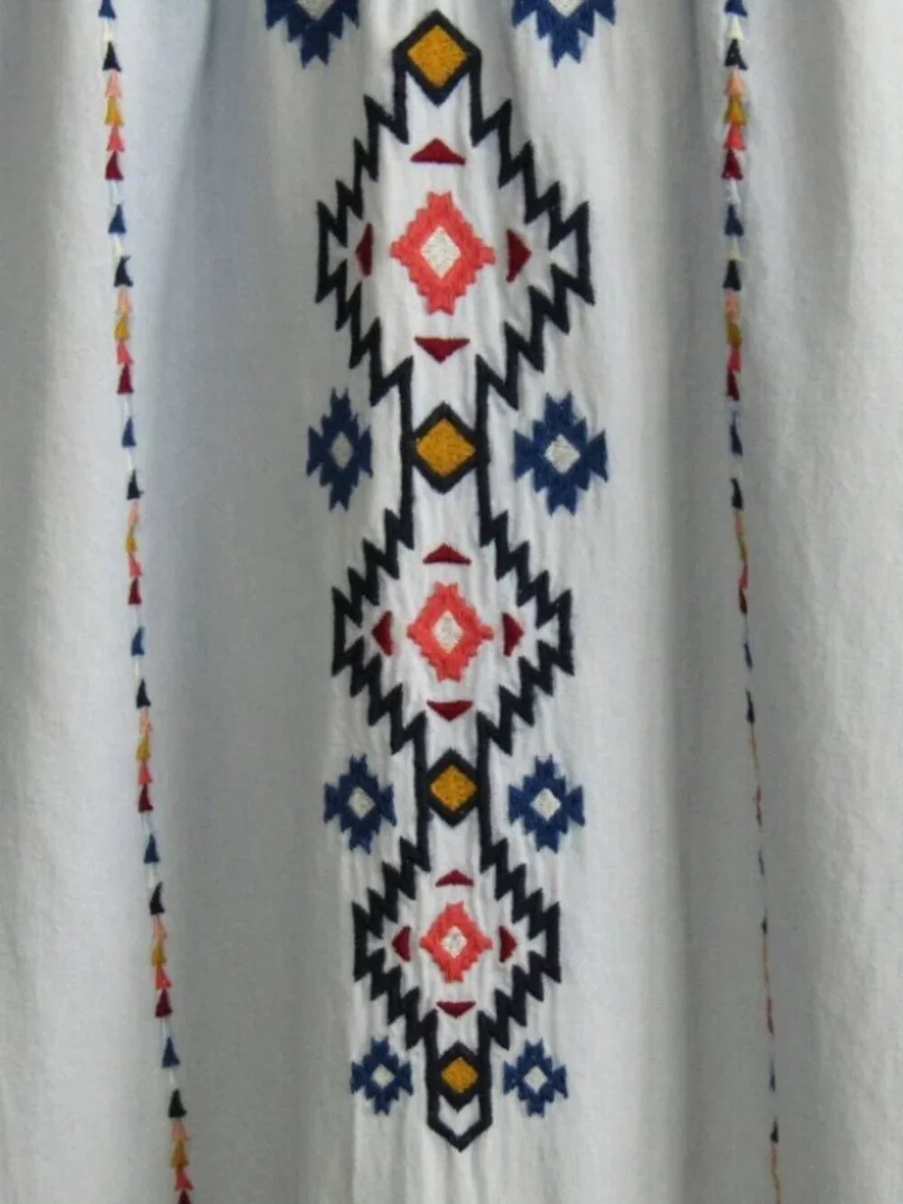 Lucky Brand Blue Chambray Embroidered Shift Dress Girls Size XL Southwestern